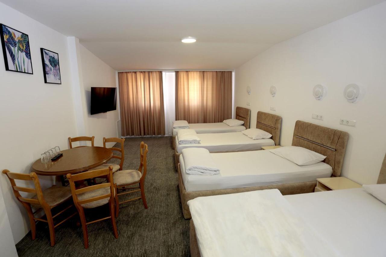 トゥズラ Pansion Kipovi Bed & Breakfast エクステリア 写真