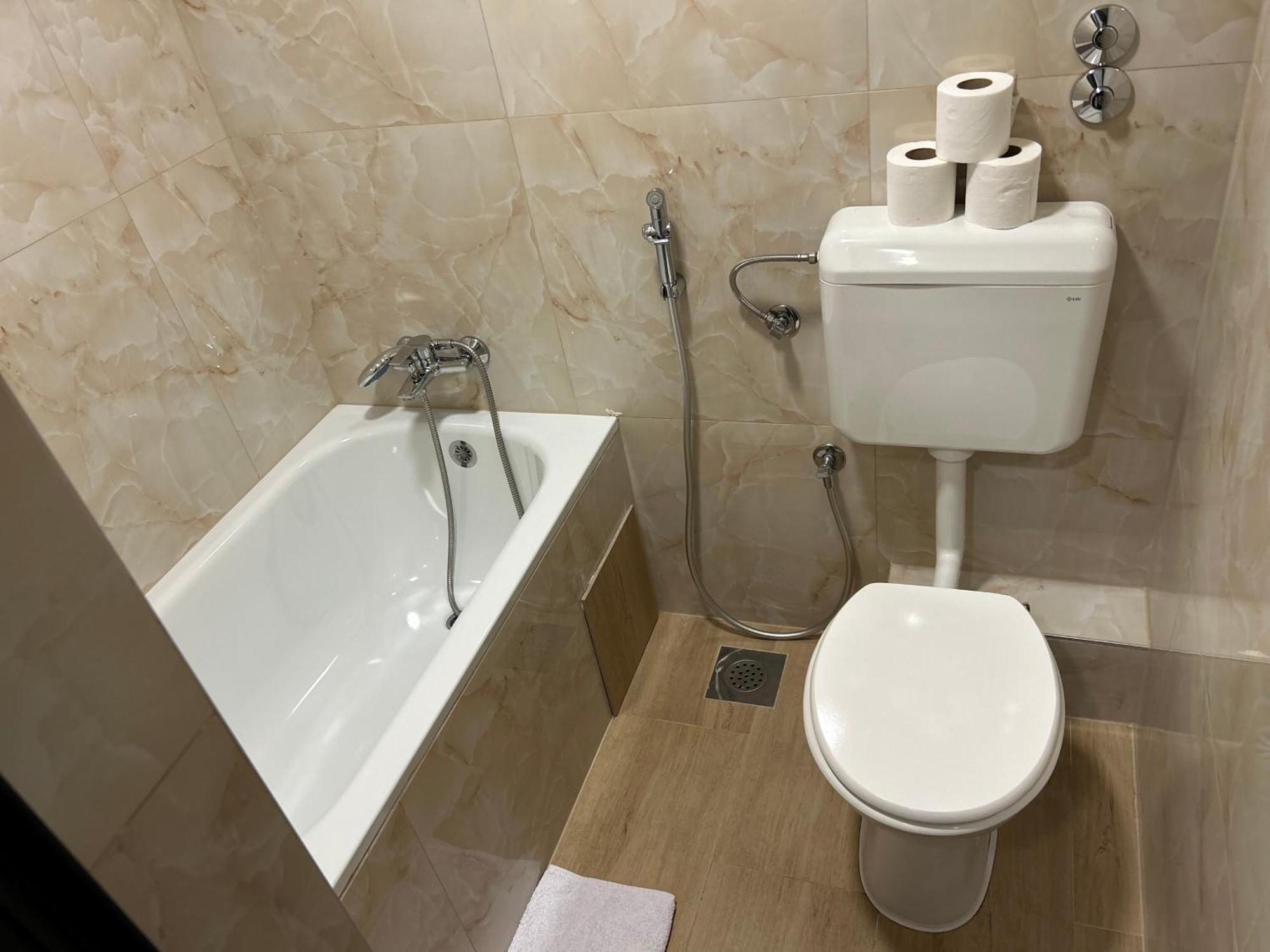 トゥズラ Pansion Kipovi Bed & Breakfast エクステリア 写真