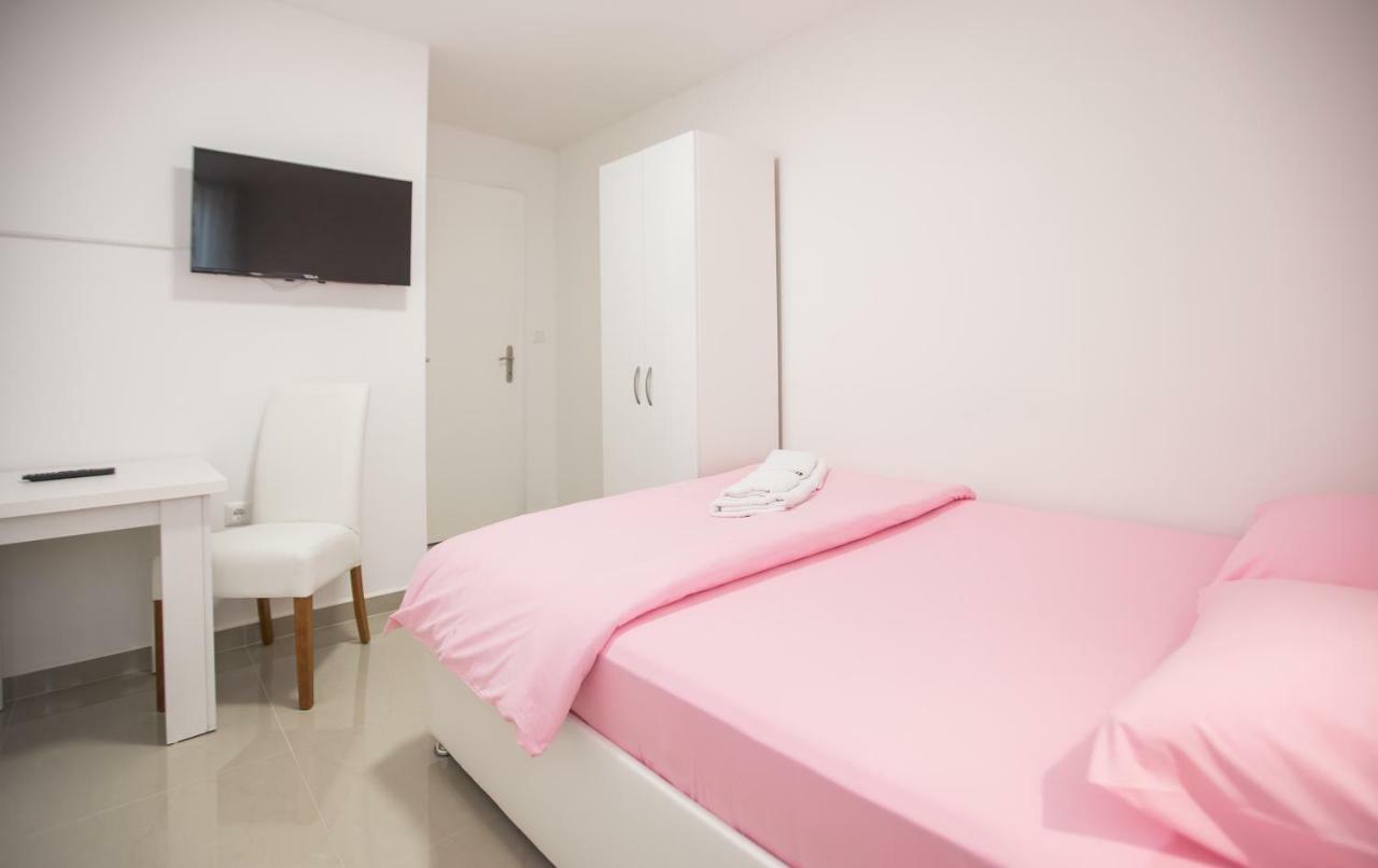 トゥズラ Pansion Kipovi Bed & Breakfast エクステリア 写真